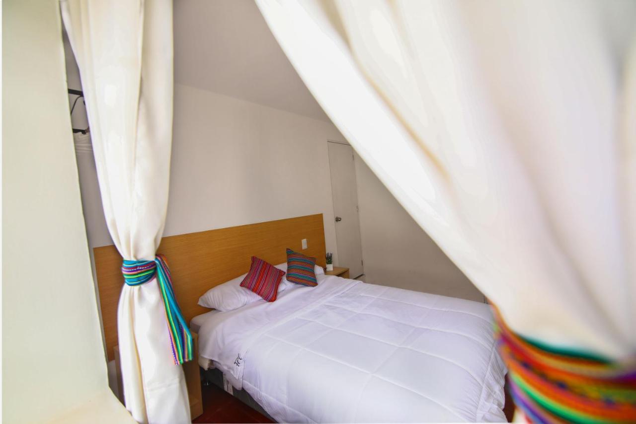 CASONA TORDO - A 3 Cdras de la Plaza - Habitaciones con baño privado Cuzco Exterior foto