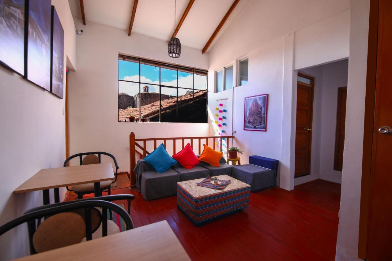 CASONA TORDO - A 3 Cdras de la Plaza - Habitaciones con baño privado Cuzco Exterior foto